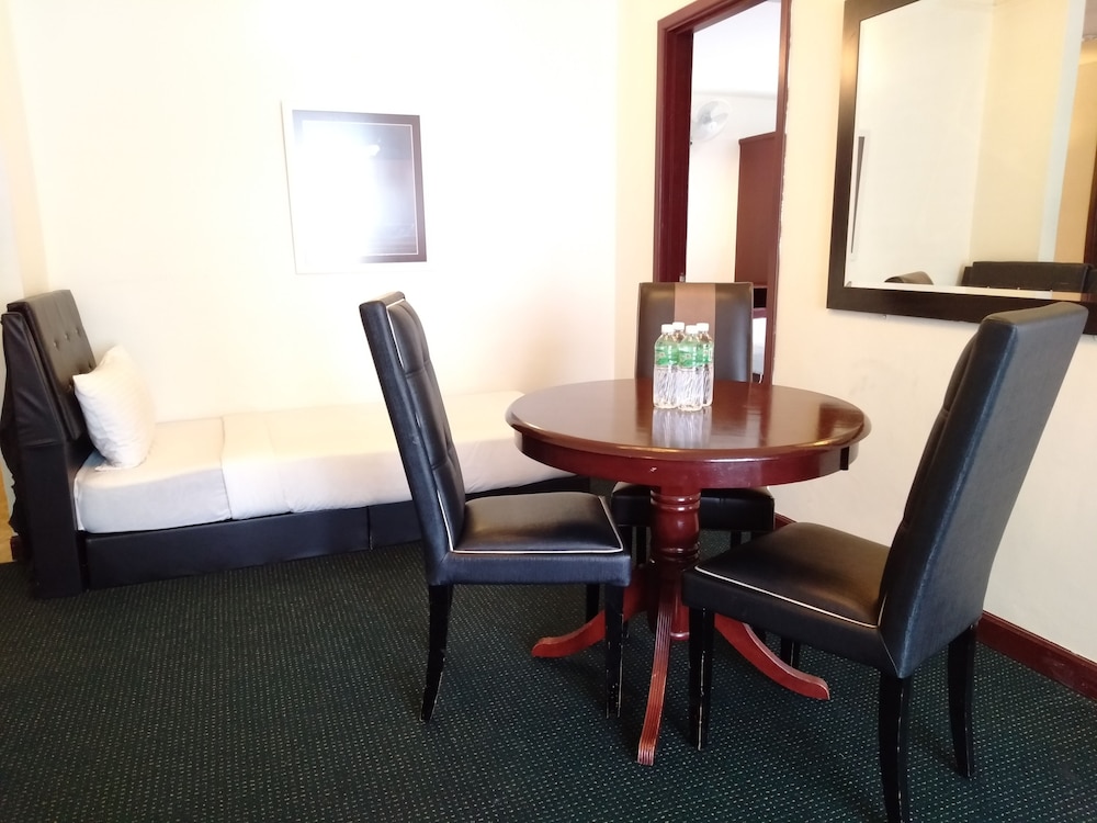 Grand Service Apartment @ Times Square 33/51