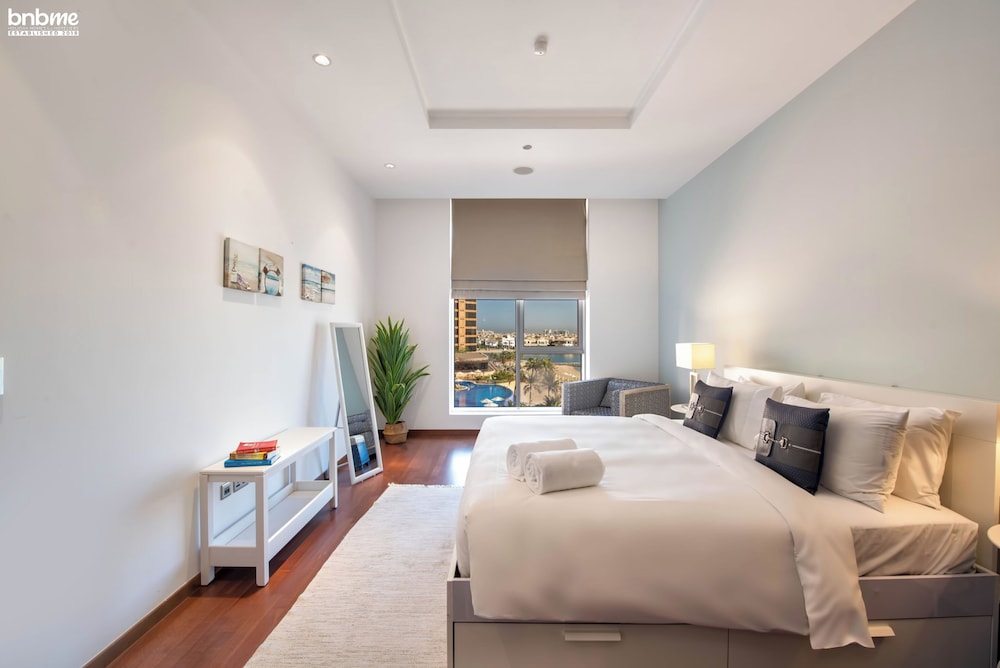 Tiara Residences by Bnbme Holiday Homes Rental LLC