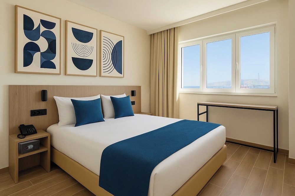 Hotel Infante Santo 4/16