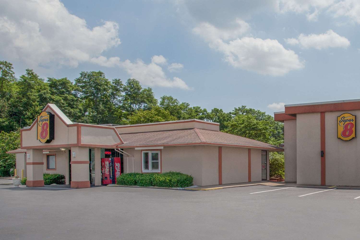 Super 8 By Wyndham Carlisle North 18/21