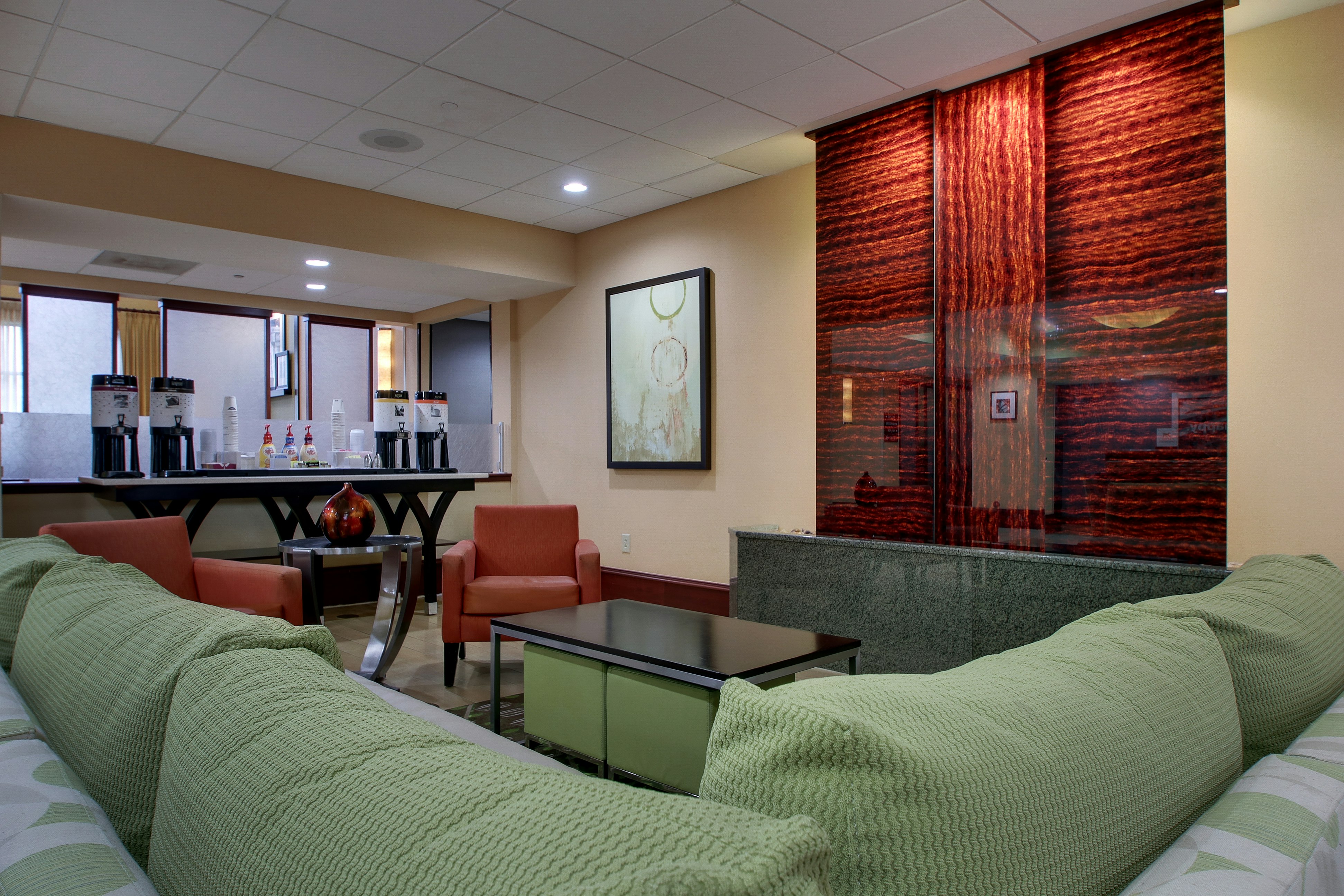 Hampton Inn Suites Spartanburg I 26 Westgate Mall 36/59
