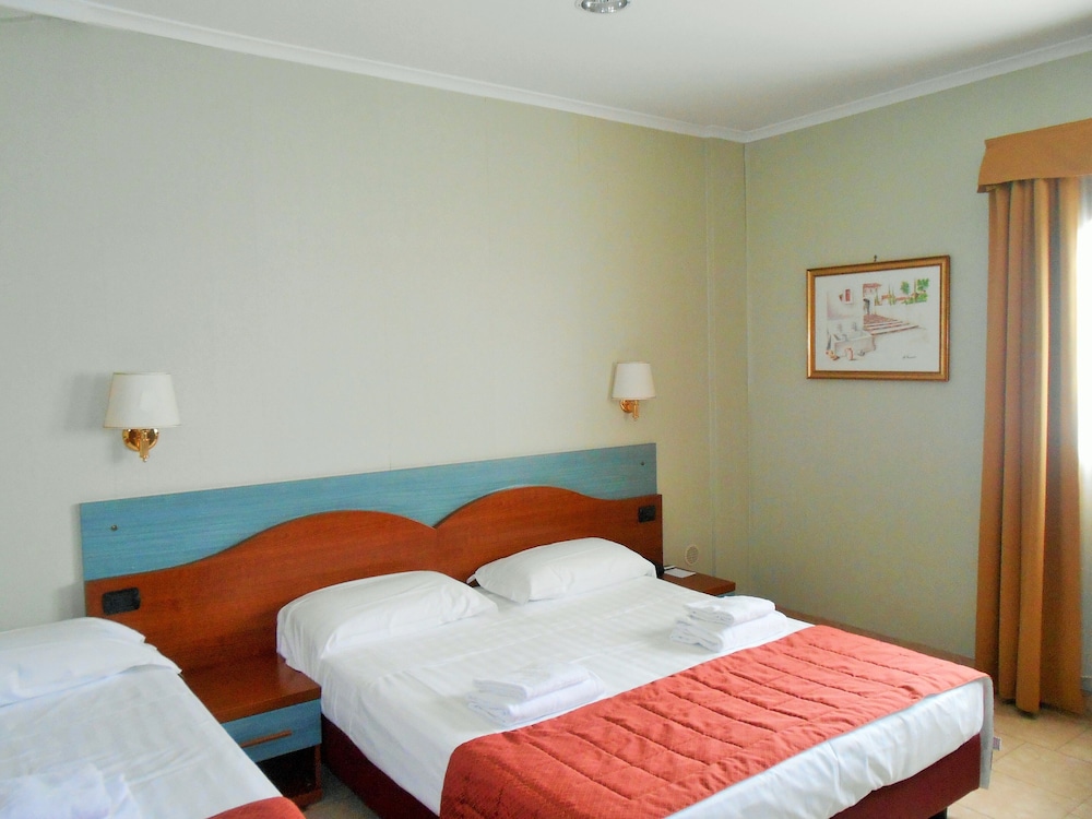 Hotel Riviera Fiumicino 15/57