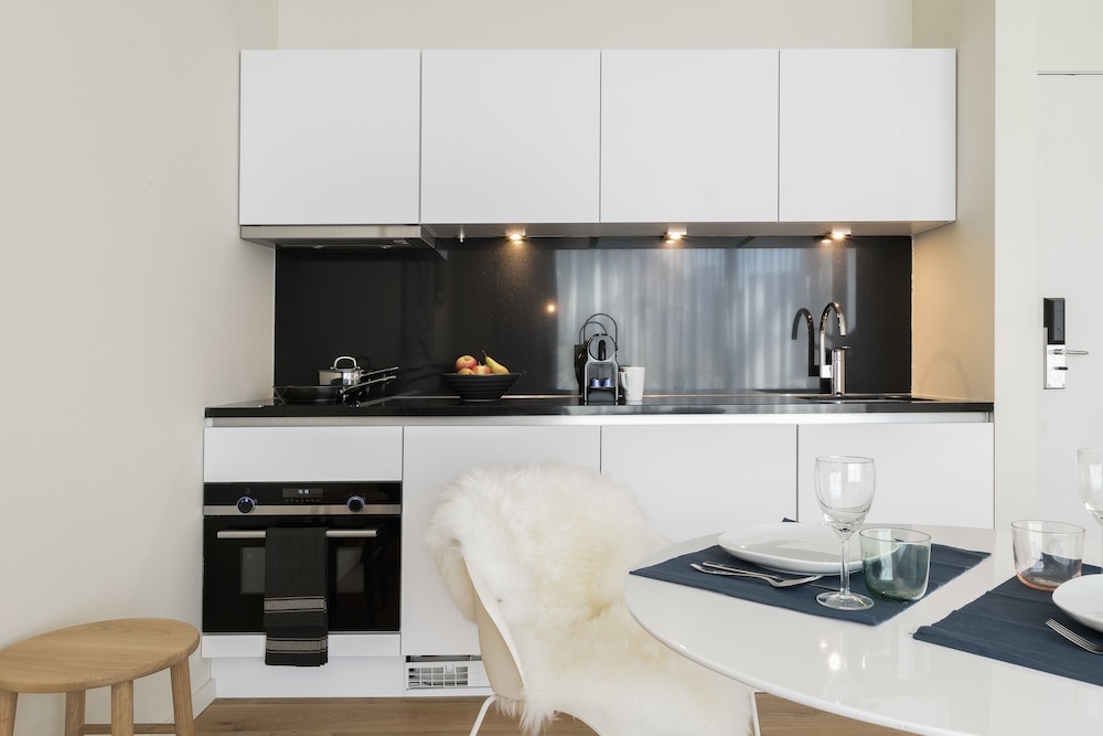 Premier Suites Plus Antwerp 57/62