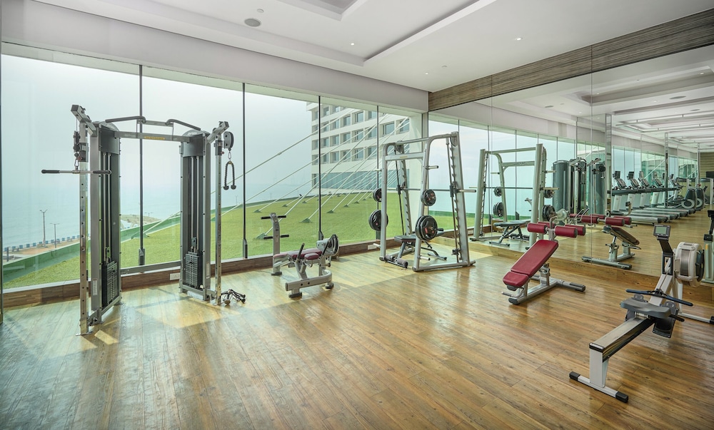 Novotel Visakhapatnam Varun Beach Hotel 37/75