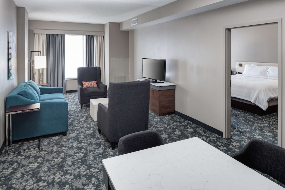 Hilton Garden Inn Nashville-Vanderbilt 16/65