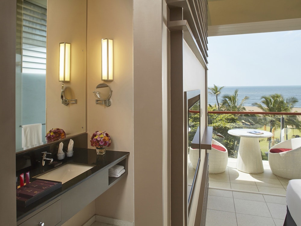 Sentido Heritance Negombo 32/64