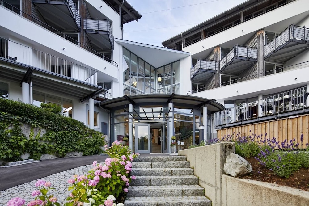 ElzLand Hotel Pfauen Wellness Spa and Vitalis Hotel 3/50