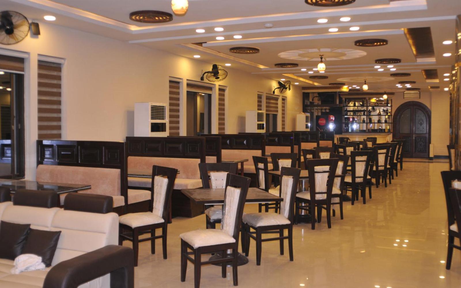 Hotel One Dera Ghazi Khan 26/30