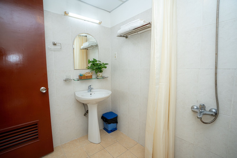 Hoang Ha Hotel 67/67