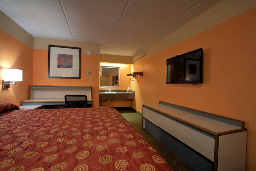 Americas Best Value Inn 16/27