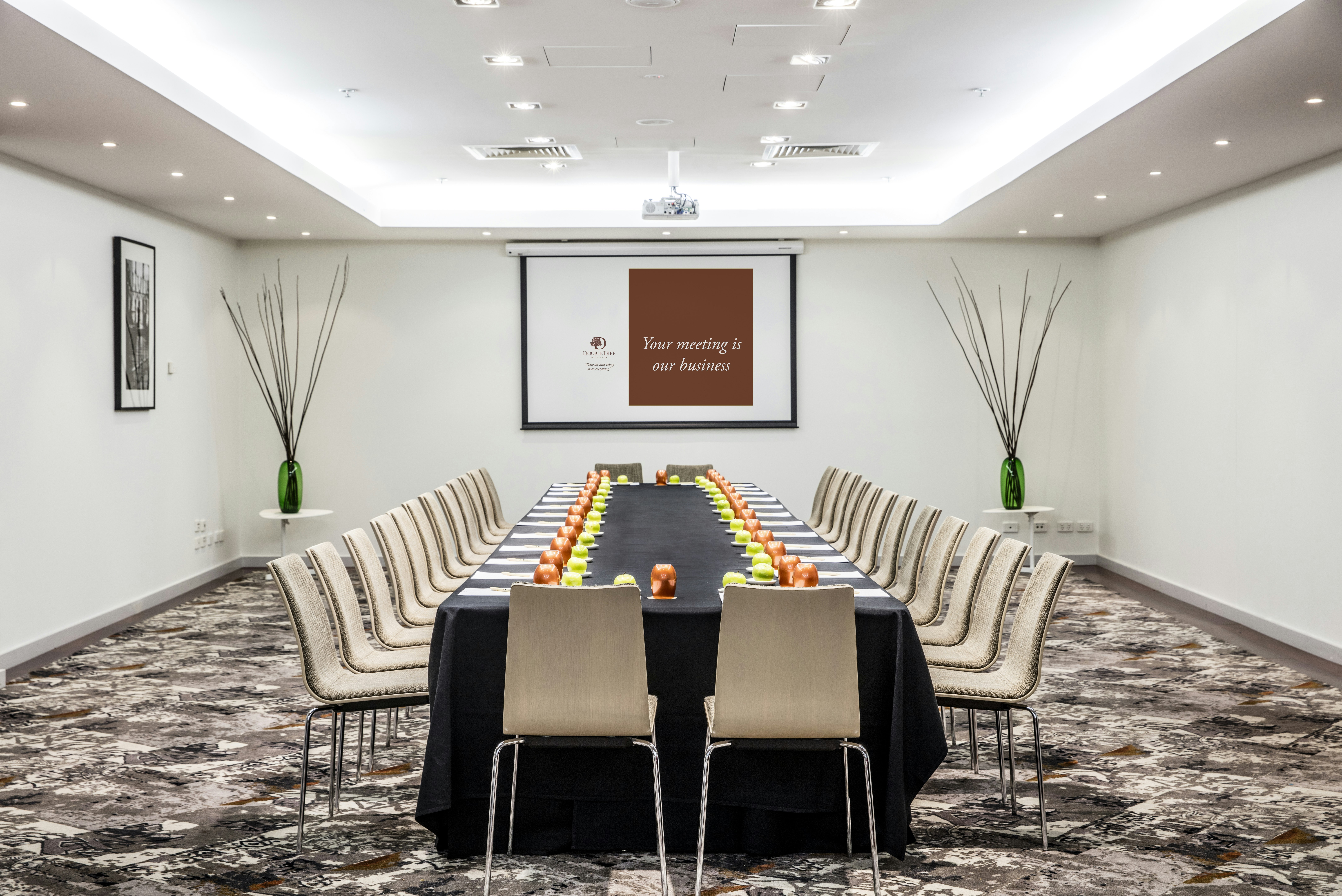 DoubleTree by Hilton Hotel Melbourne - Flinders Street 17/19