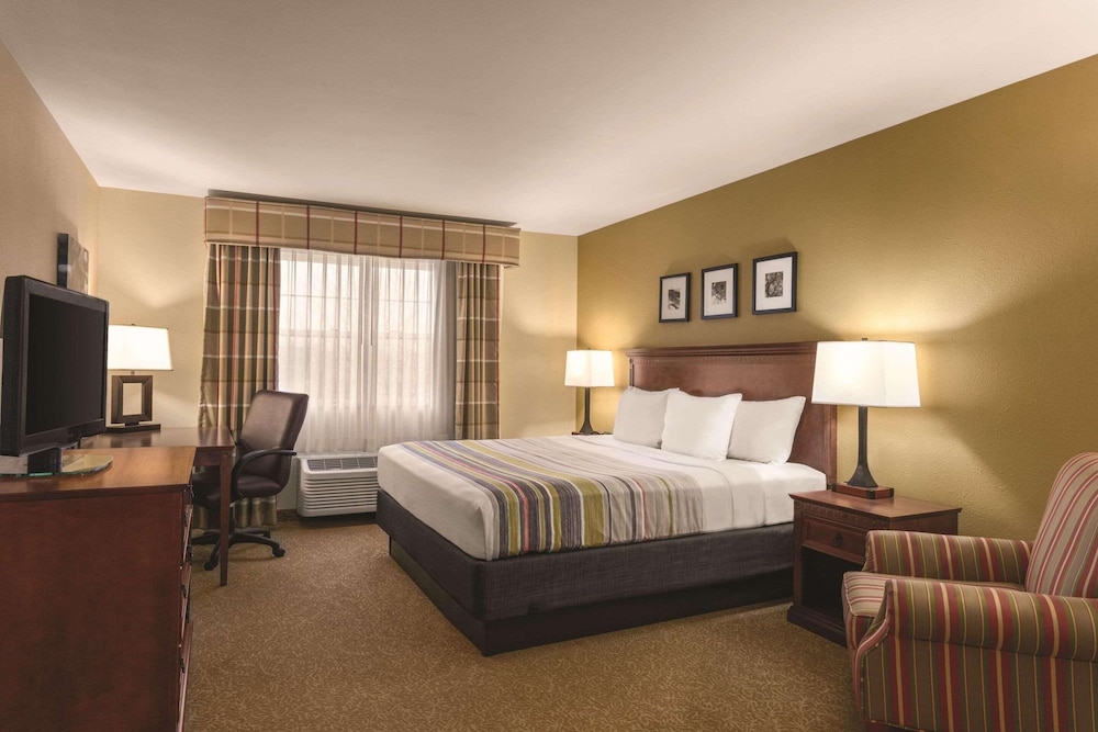 1 Bedroom, Suite, Queen Bed, Kitchenette