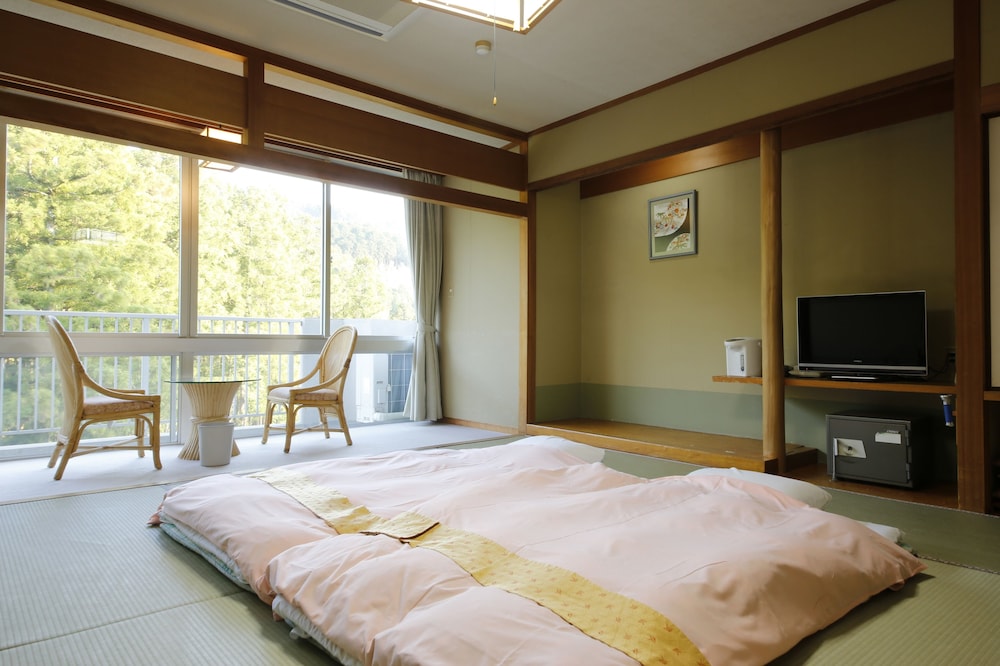 Hinotanionsen Misugi Resort 11/50