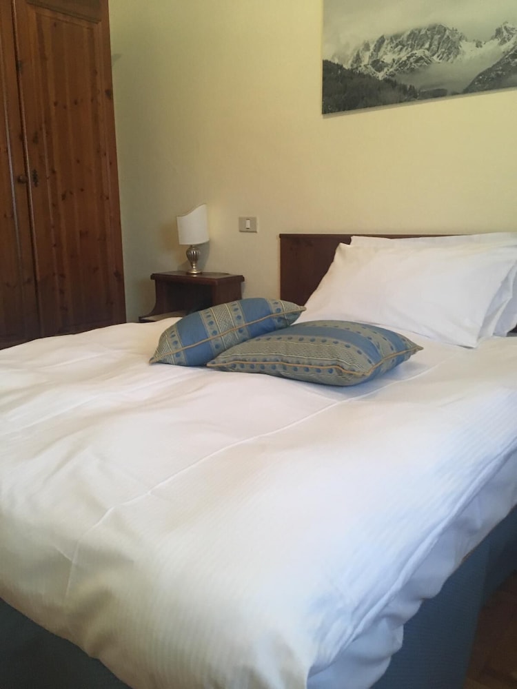 Hotel Belvedere 7/28