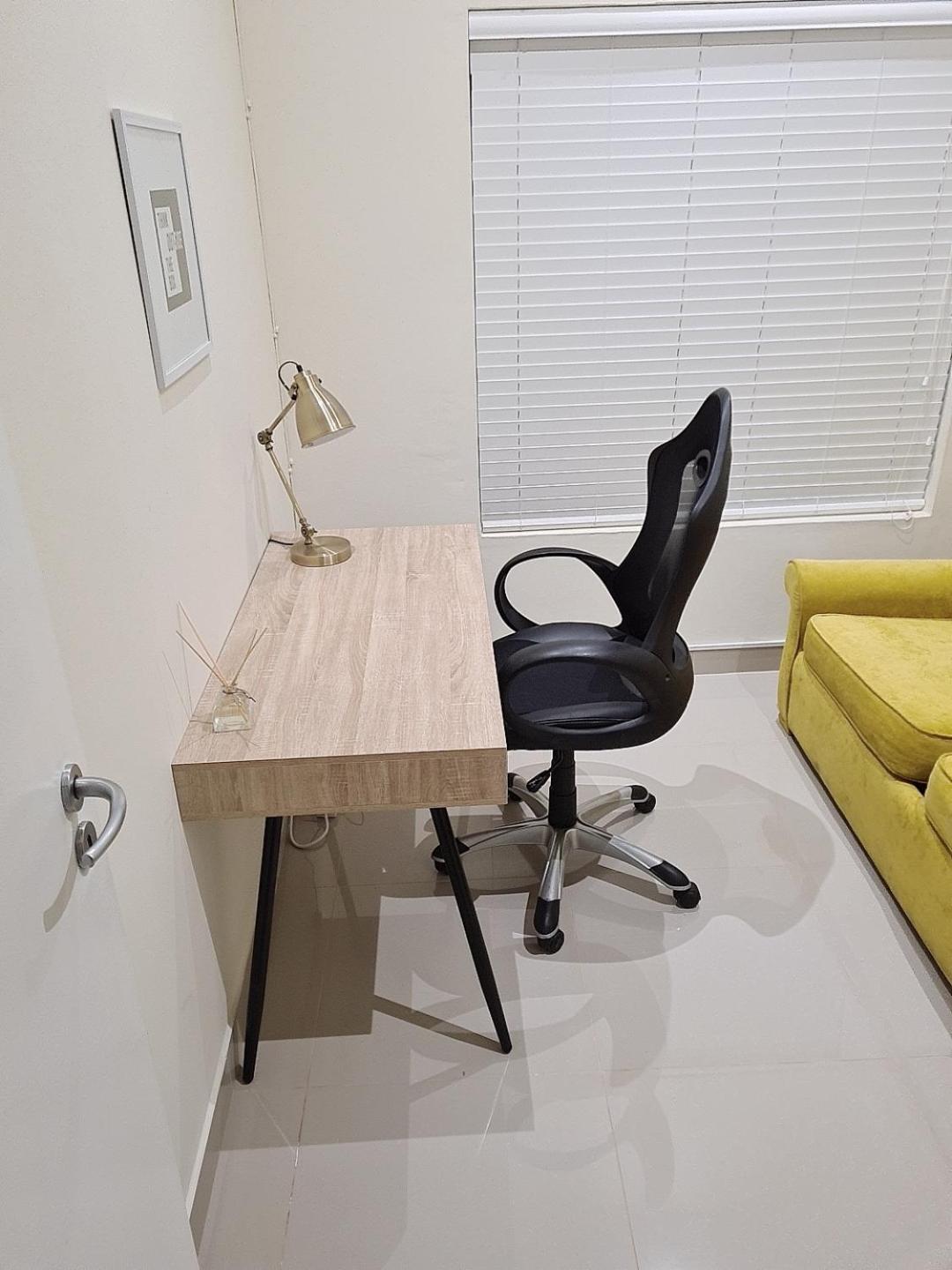 Modern Executive Unit 37/50