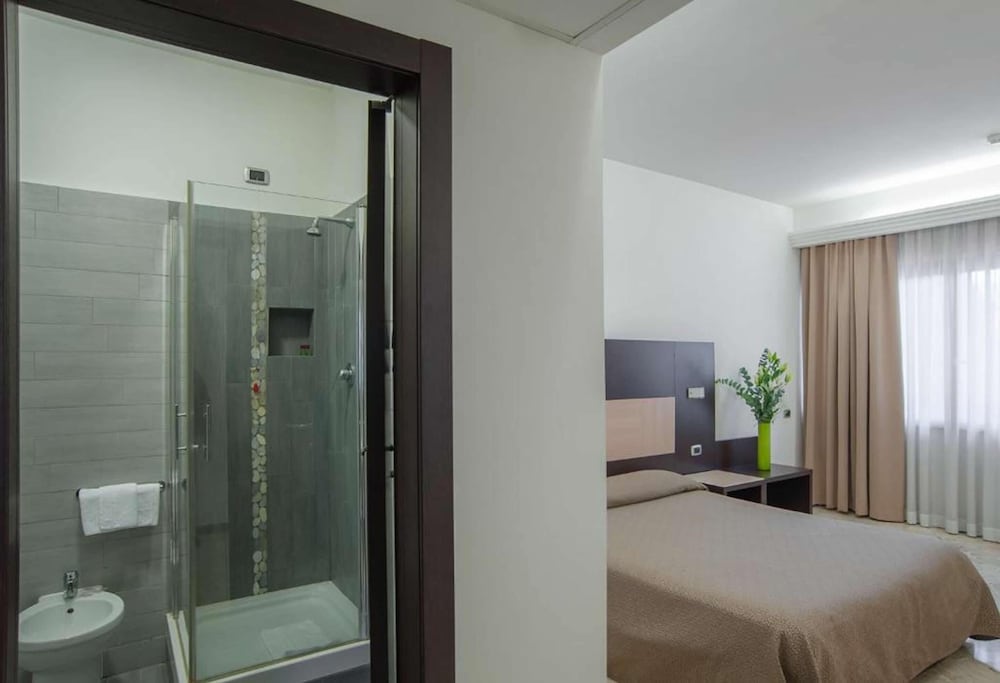 Hotel Boomerang Roma 50/50