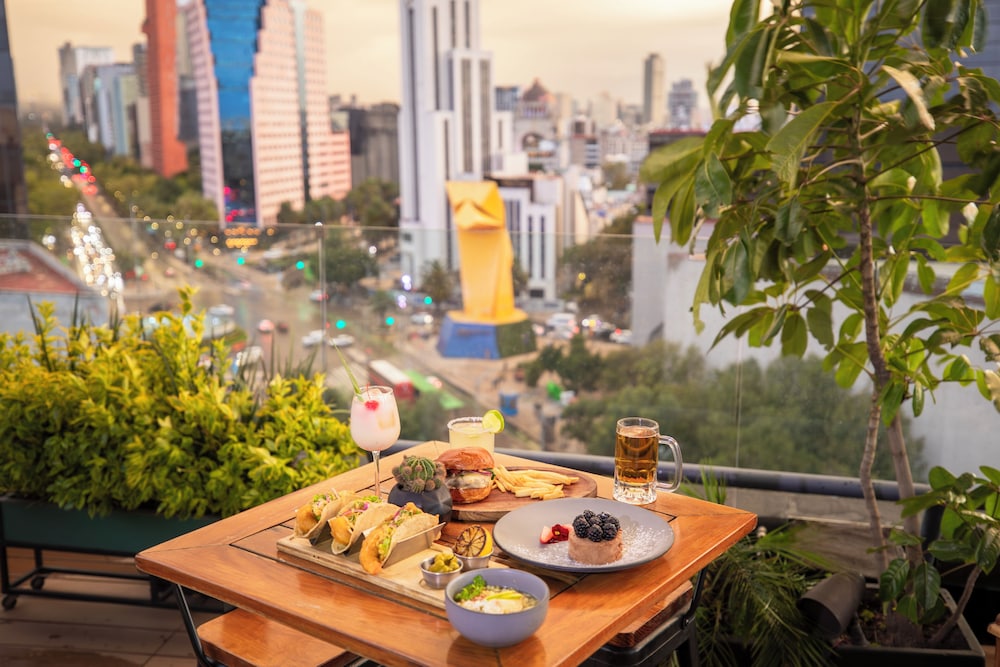 Hotel Fontan Reforma 54/72