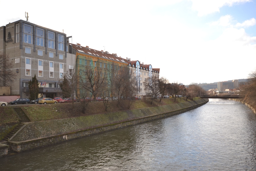 A-Austerlitz Hotel 28/31