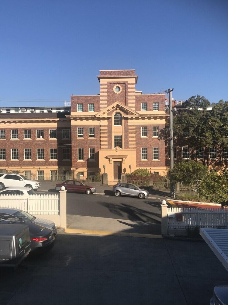 Herston Place Motel 4/48