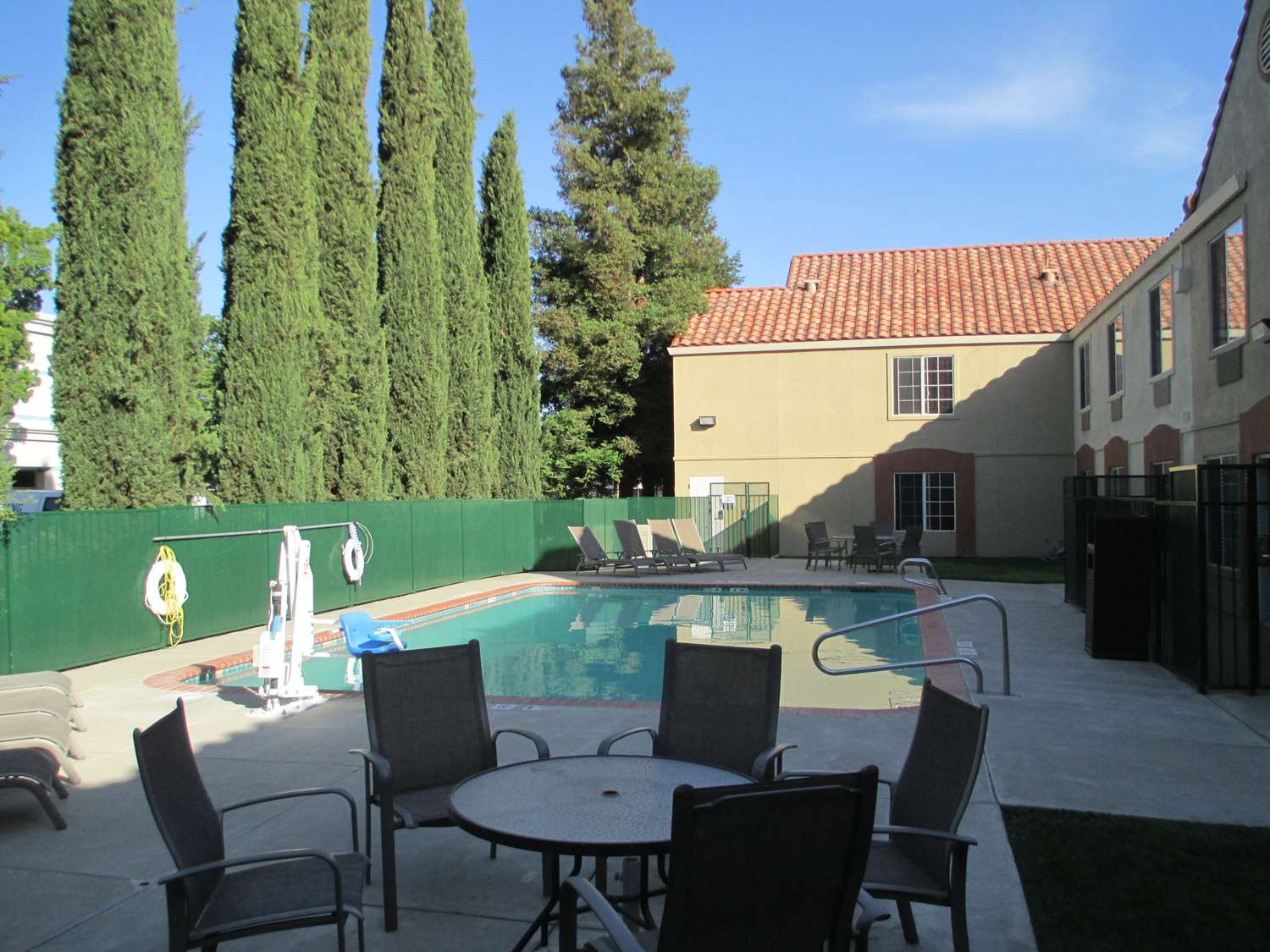 Best Western Brentwood Inn 31/31