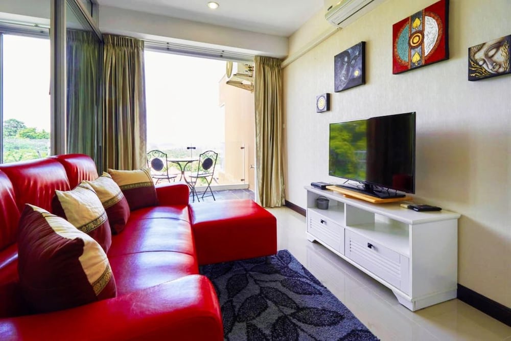 Chic Condo Karon 51/61