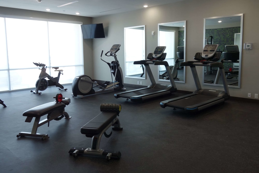 La Quinta Inn & Suites By Wyndham San Antonio Alamo City 33/49