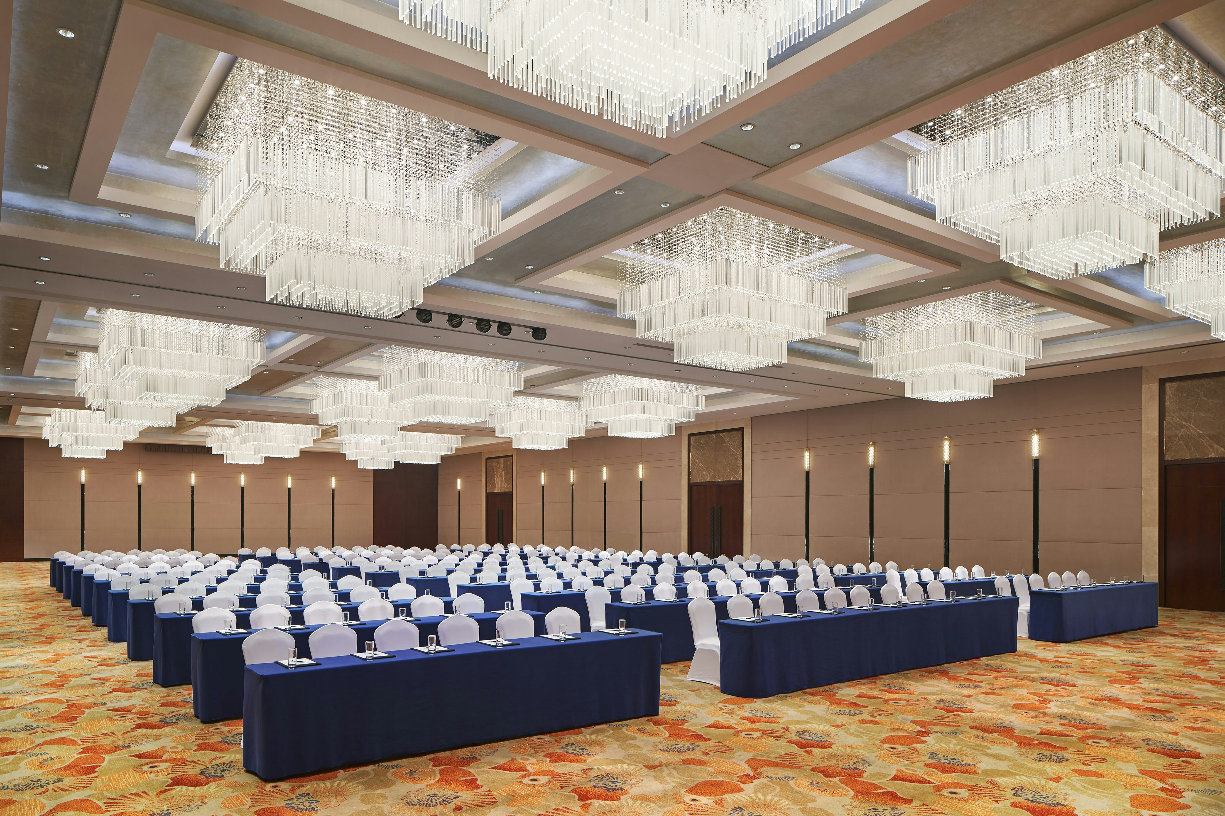 Sheraton Yantai Golden Beach Resort 13/16