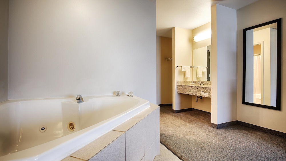 Best Western Chambersburg 16/33