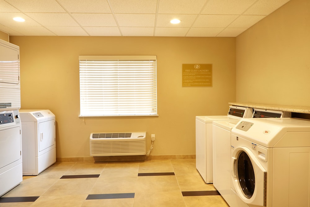 Candlewood Suites SAN ANTONIO AIRPORT 44/45
