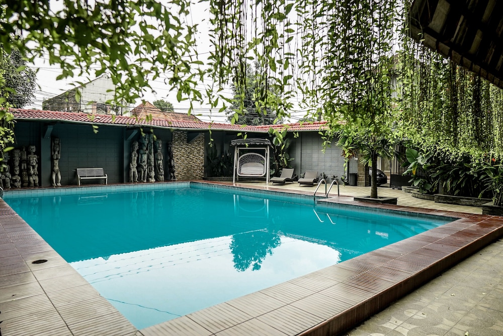 Airlangga Hotel 1/62