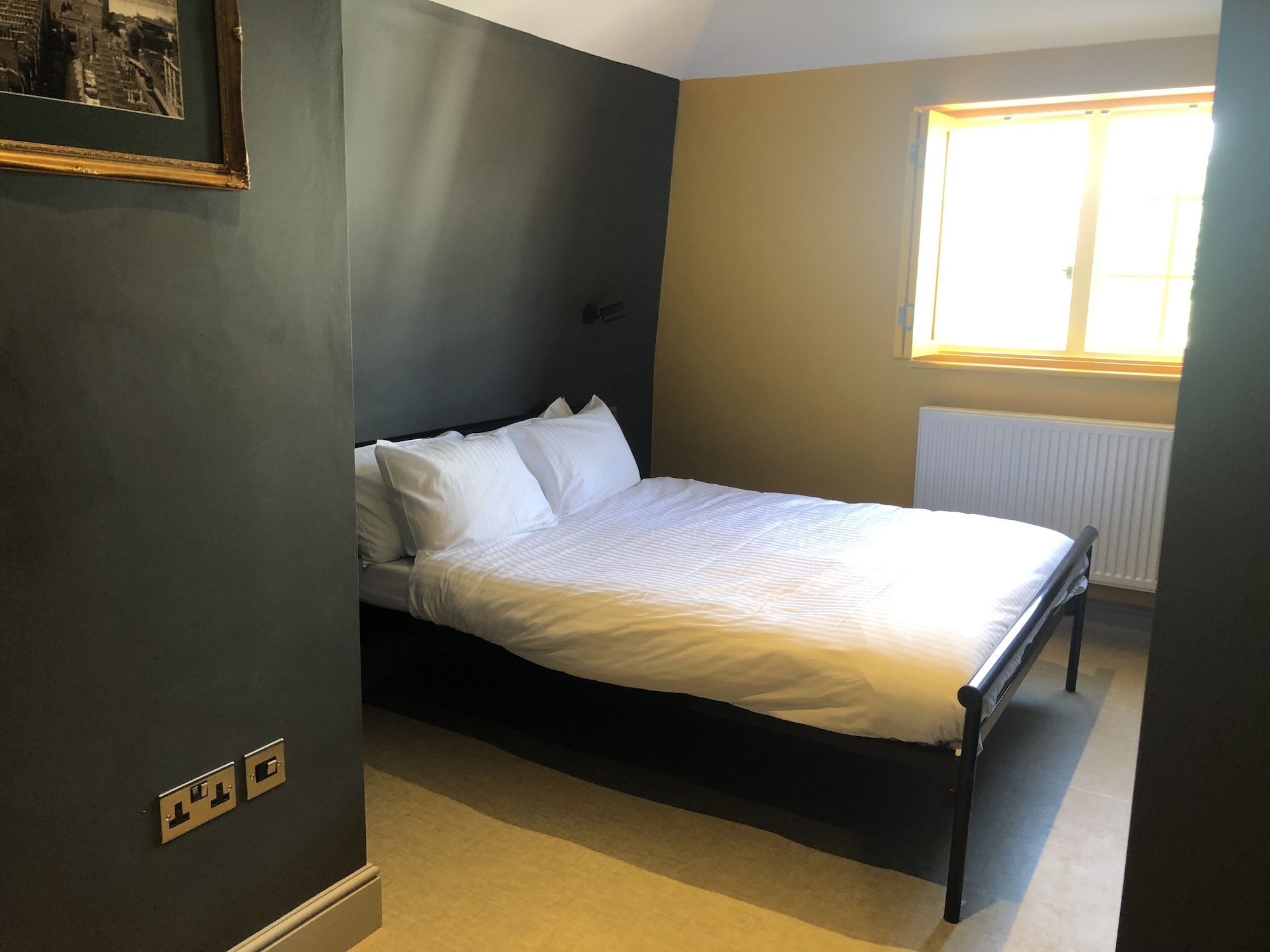 ROOM, DOUBLE BED, PRIVATE BATHROOM