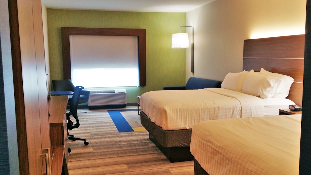 Holiday Inn Express Suites Ithaca 29/69