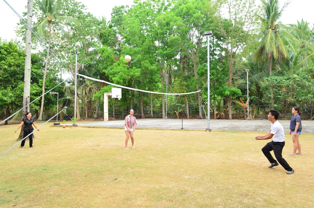 San Remigio Beach Club 38/49