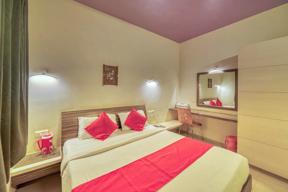 Hotel Grand Ashwin 16/41