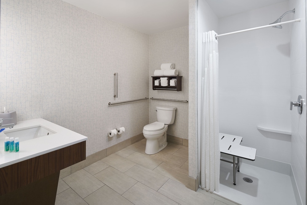 HOLIDAY INN EXPRESS RICHMOND-DOWNTOWN 10/58