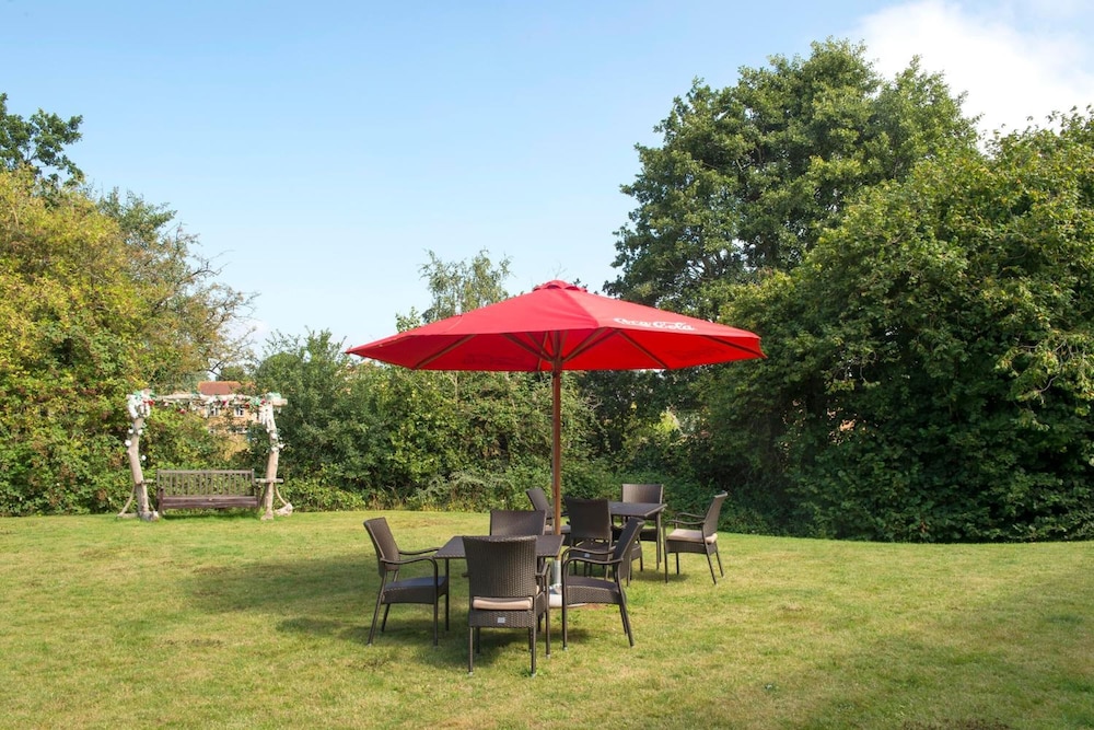 Padbrook Park Hotel 42/46