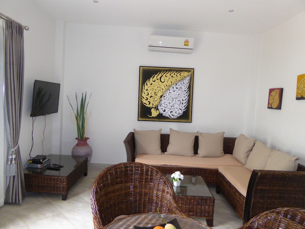 Tropicana Beach Villa At Vip Resort 25/50