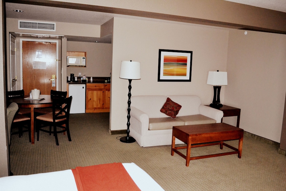 HOLIDAY INN EXPRESS HOTEL AND SUITES BOZEMAN WEST 59/75