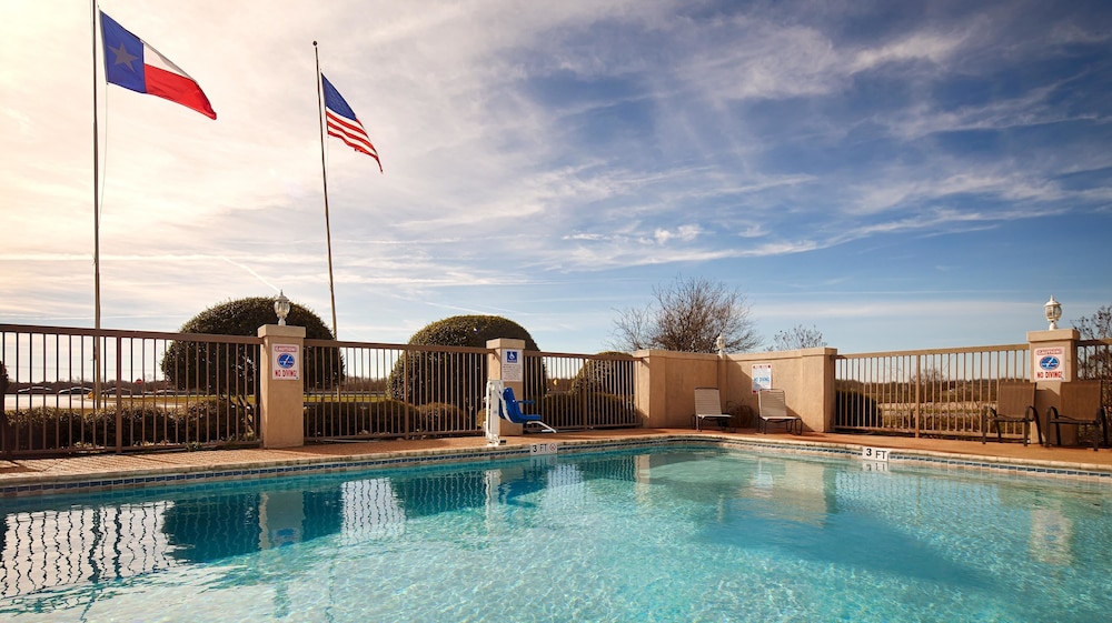 Best Western Taylor Inn 3/24