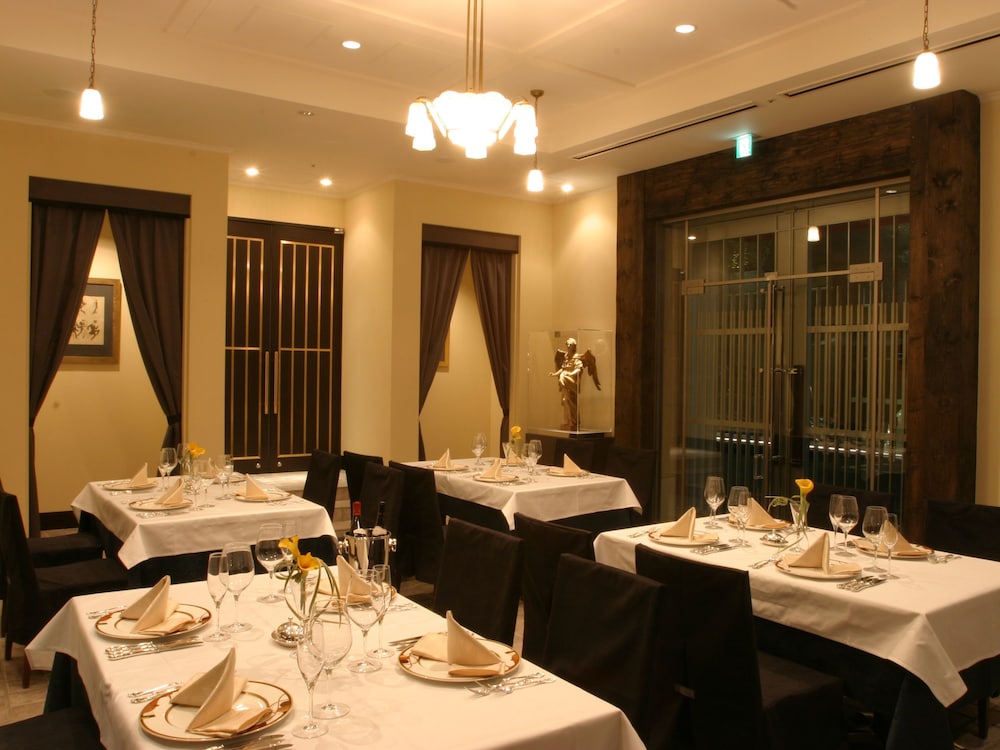 Hotel Monterey Ginza 28/32