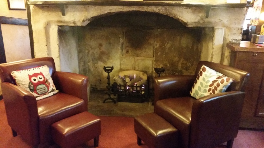 The Thatch Inn 1/50