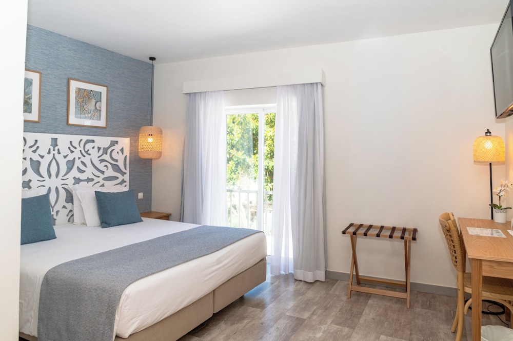 MARETA VIEW BOUTIQUE BED AND BREAKFAST 11/50
