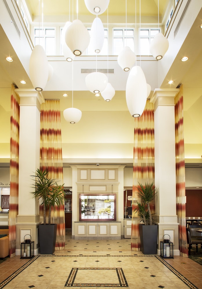 Hilton Garden Inn Denver Airport 8/53