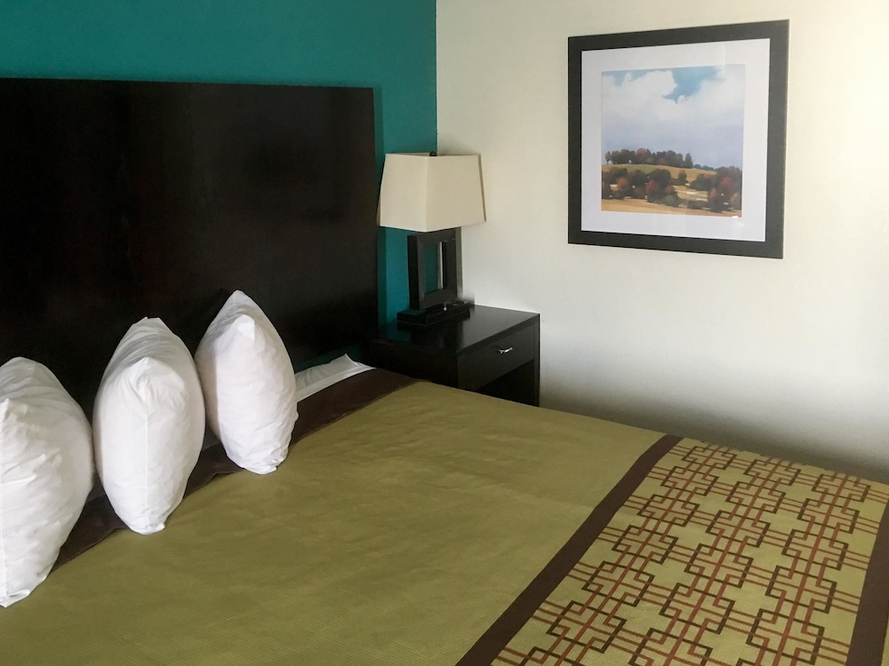 Days Inn by Wyndham Thomson 14/27