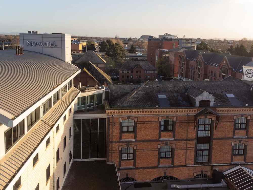 NOVOTEL CARDIFF CENTRE 6/75