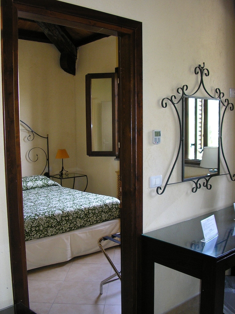 Agriturismo Villa Cefala 54/66
