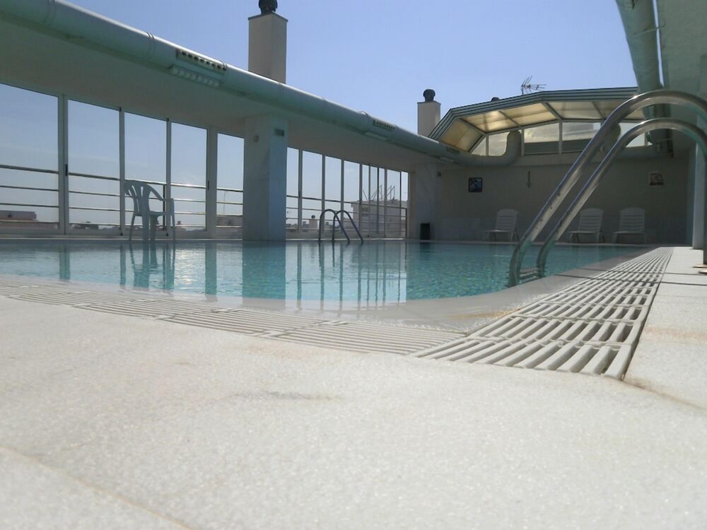 Hotel Bartos 43/44