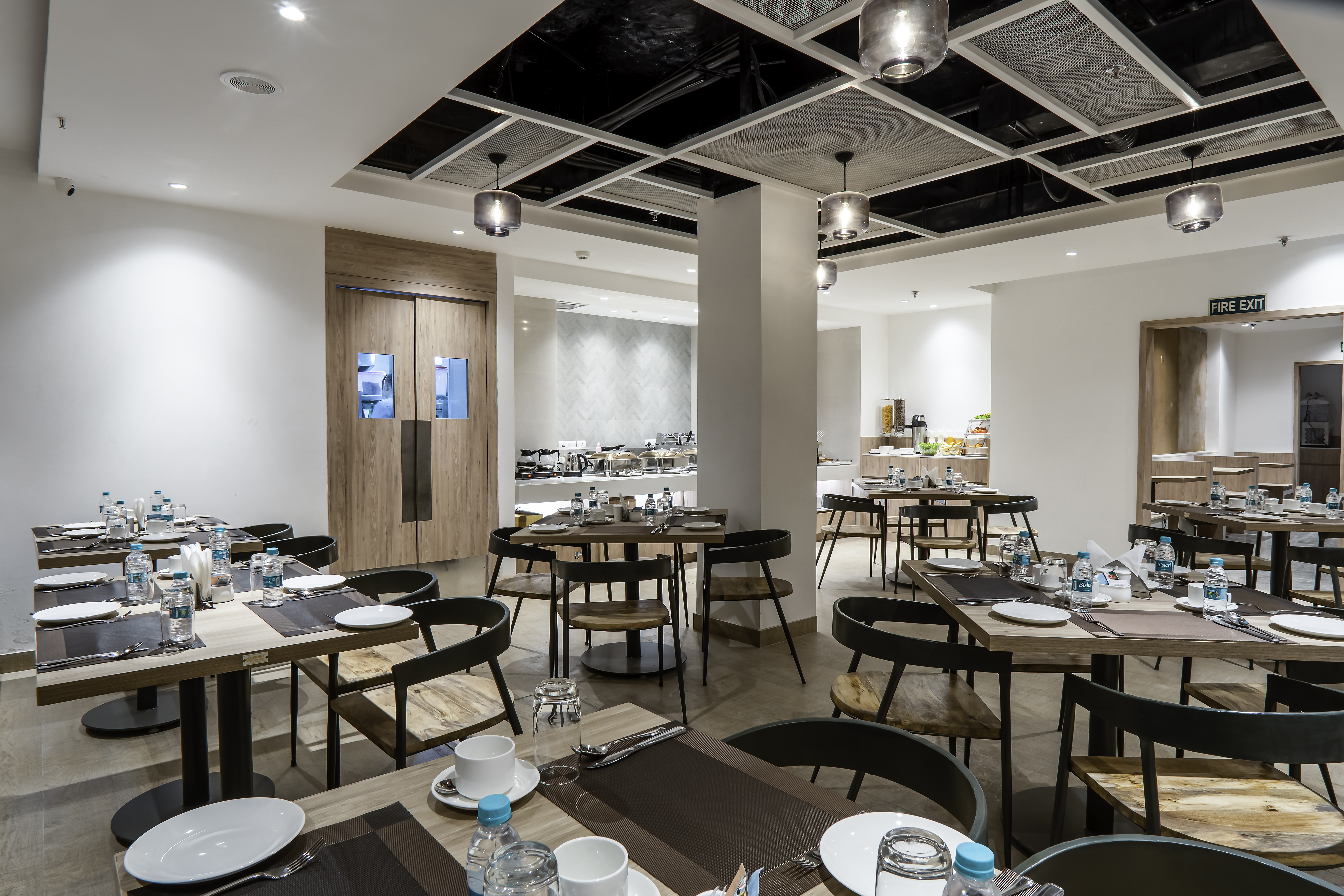 Le Roi Express, Paharganj 29/50