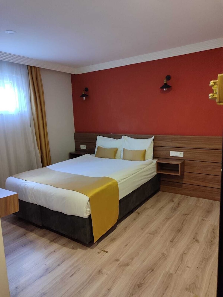 Terra Rossa Suites 21/44
