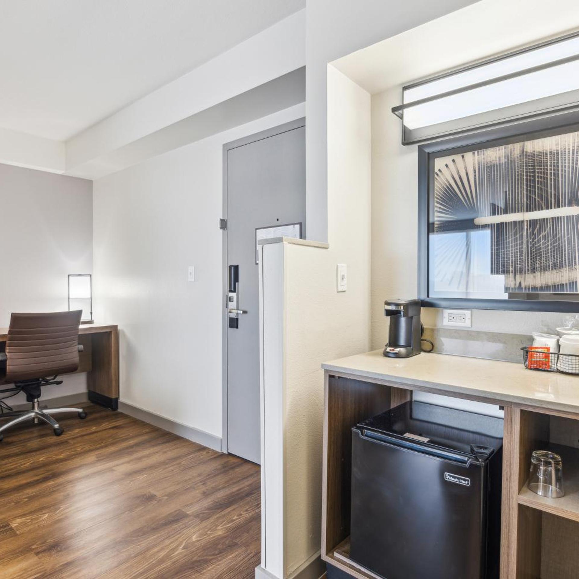 غرفة بسرير كينج مع أريكة، Hyatt Place San Antonio - Northwest/Medical Center 5/5